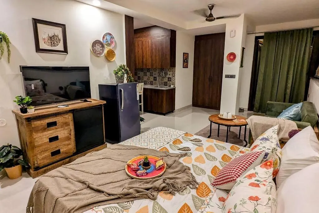 Apartmán Canopy Haven - Terrace Living With Forest View Gurgáon Indie