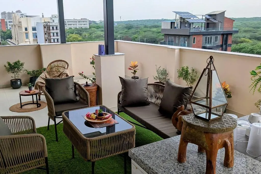 Apartmán Canopy Haven - Terrace Living With Forest View Gurgáon Indie