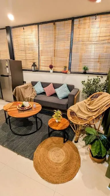 Апартаменты Canopy Haven - Terrace Living With Forest View Гургаон